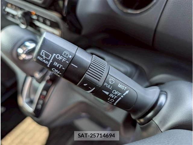 Honda N BOX CUSTOM 2023-01 8074867-20
