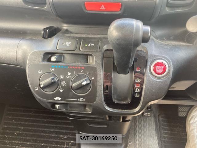 Honda N BOX CUSTOM 2012-03 8074906-18