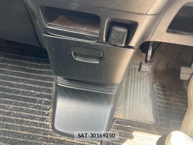 Honda N BOX CUSTOM 2012-03 8074906-19