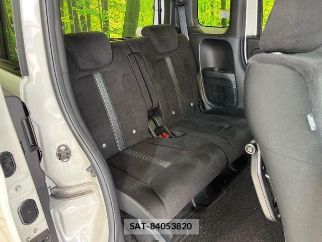 Honda N BOX CUSTOM 2022-01 8074876-8