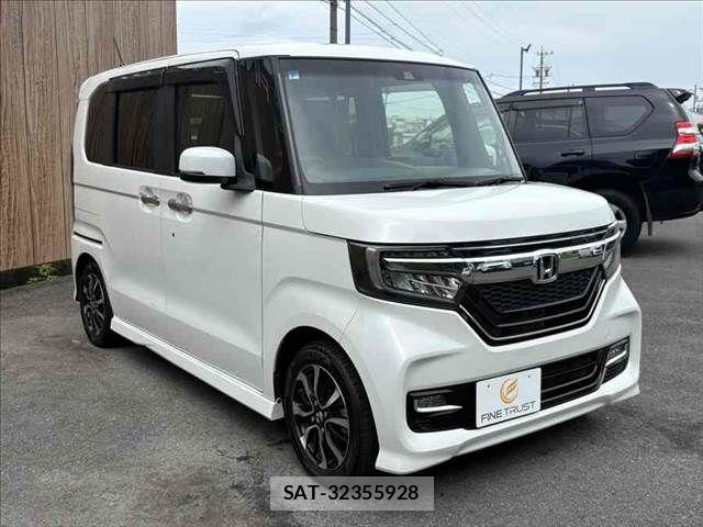 Honda N BOX CUSTOM 2019-07 8074886-18