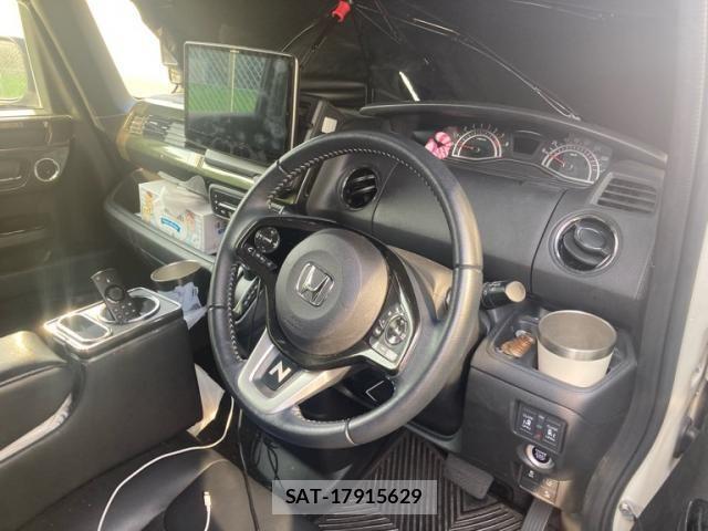 Honda N BOX CUSTOM 2020-08 8074894-9