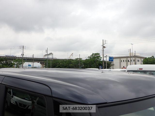 Honda N BOX CUSTOM 2024-03 8074845-9