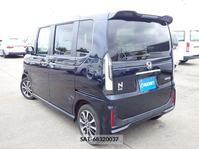 Honda N BOX CUSTOM 2024-03 8074845-2