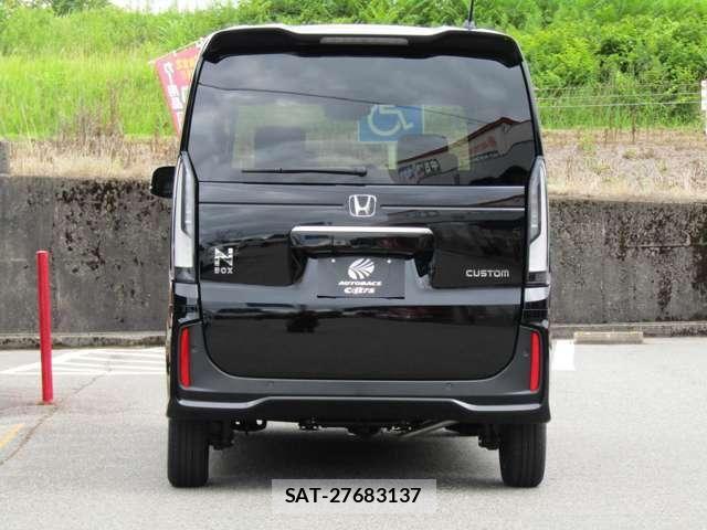 Honda N BOX CUSTOM 2025-10 8074846-6