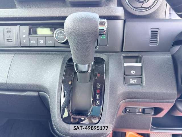 Honda N BOX CUSTOM 2024-01 8074856-17