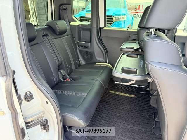 Honda N BOX CUSTOM 2024-01 8074856-27