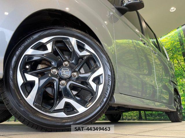 Honda N BOX CUSTOM 2017-10 8073339-12