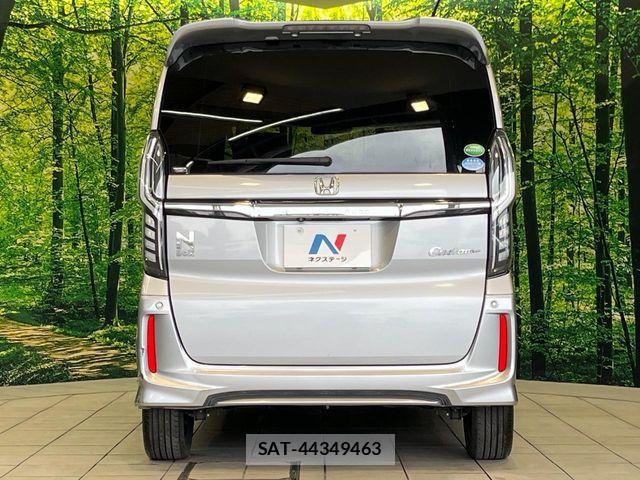 Honda N BOX CUSTOM 2017-10 8073339-14