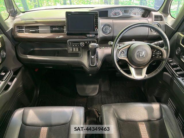 Honda N BOX CUSTOM 2017-10 8073339-1