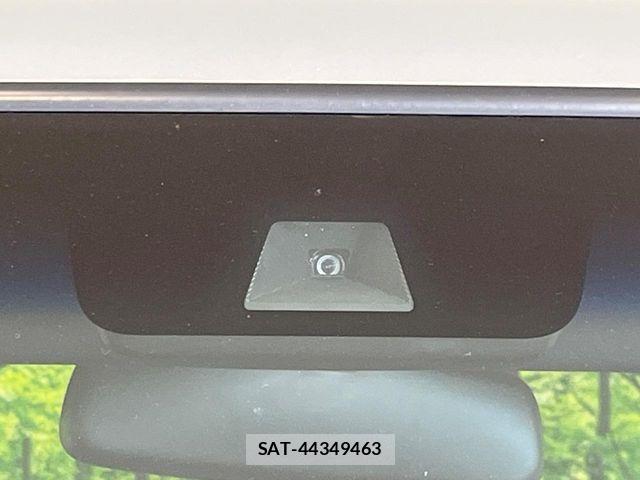 Honda N BOX CUSTOM 2017-10 8073339-4
