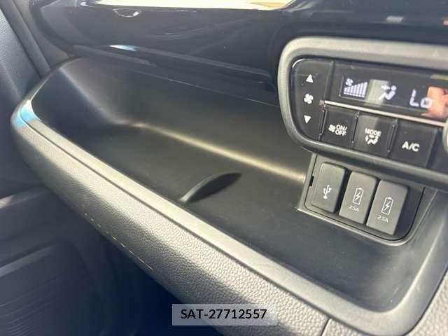 Honda N BOX CUSTOM 2021-09 8074892-25