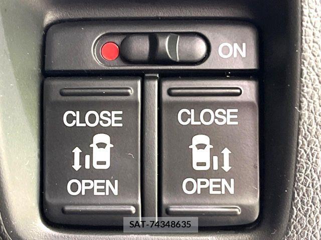 Honda N BOX CUSTOM 2017-07 8074898-5