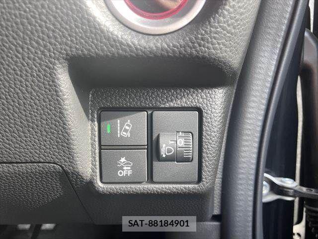 Honda N BOX CUSTOM 2023-12 8074869-9
