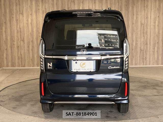 Honda N BOX CUSTOM 2023-12 8074869-13