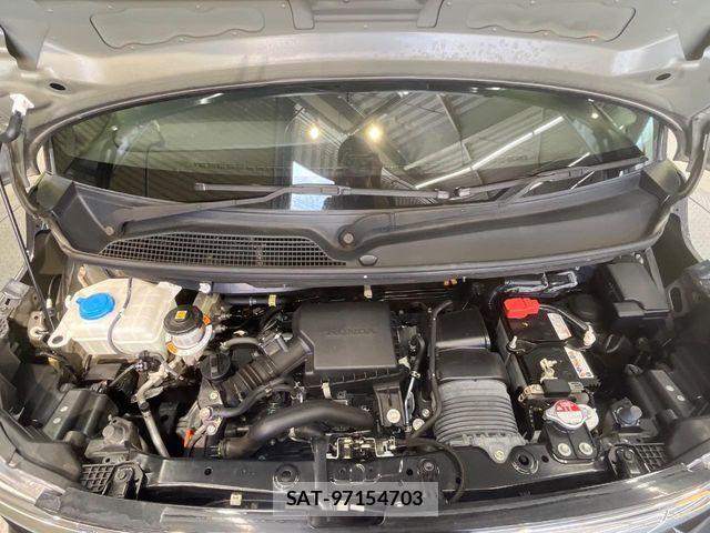 Honda N BOX CUSTOM 2022-01 8100749-17