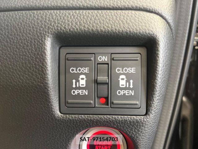 Honda N BOX CUSTOM 2022-01 8100749-2