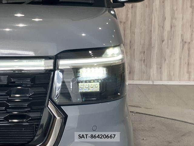 Honda N BOX CUSTOM 2024-01 8100736-13