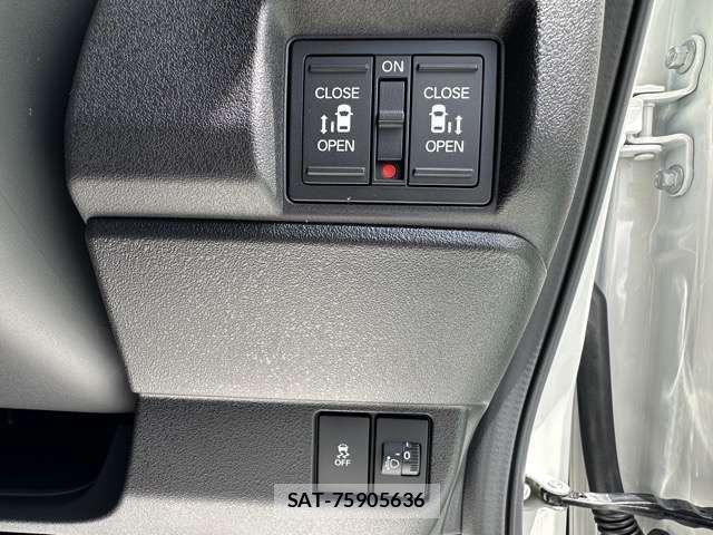 Honda N BOX CUSTOM 2026-05 8100737-16