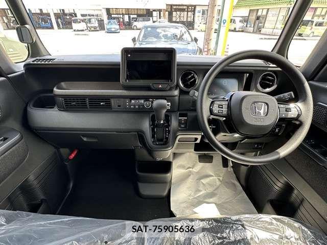 Honda N BOX CUSTOM 2026-05 8100737-6