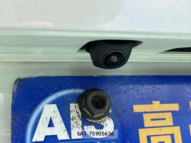 Honda N BOX CUSTOM 2026-05 8100737-8