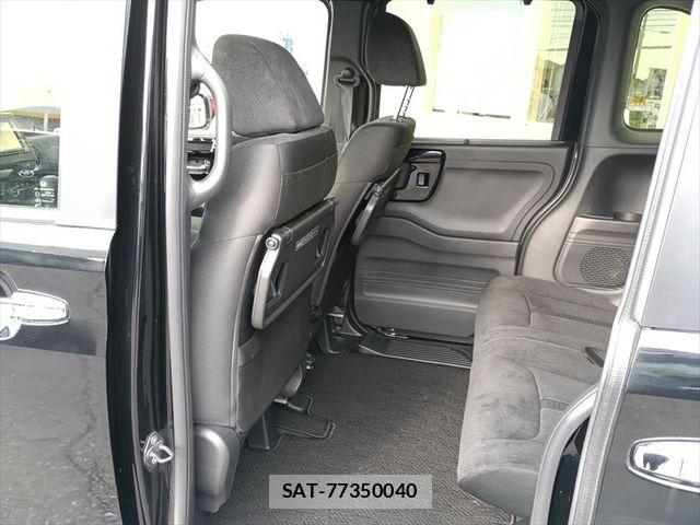 Honda N BOX CUSTOM 2023-01 8100785-12