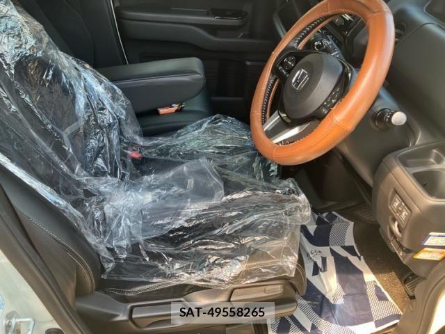 Honda N BOX CUSTOM 2018-04 8100795-16