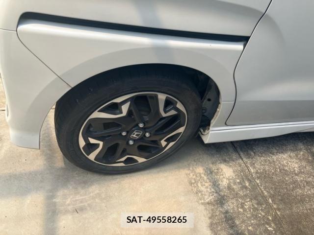 Honda N BOX CUSTOM 2018-04 8100795-5