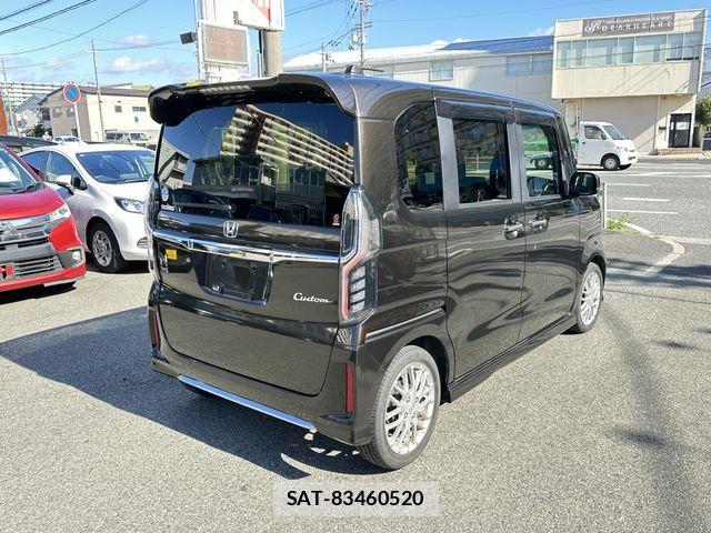 Honda N BOX CUSTOM 2021-10 8100762-4