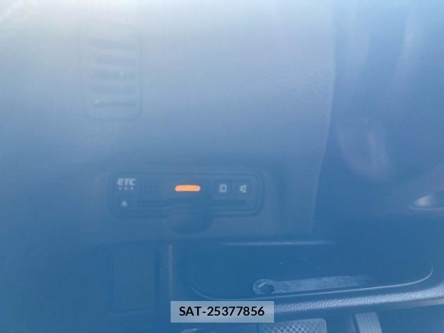 Honda N BOX CUSTOM 2018-02 8100797-19