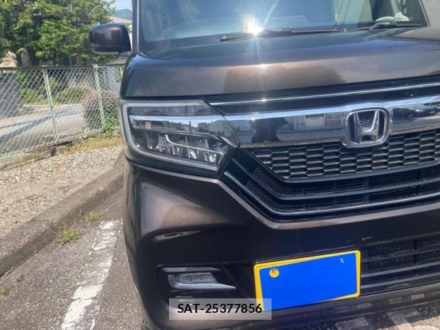 Honda N BOX CUSTOM 2018-02 8100797-2