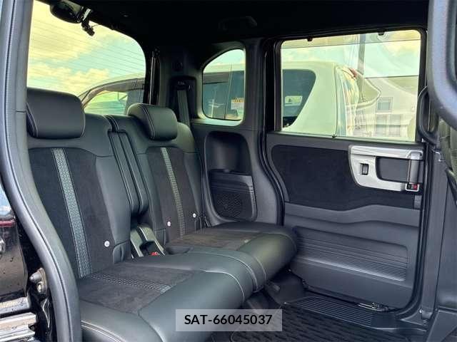 Honda N BOX CUSTOM 2022-04 8100757-12