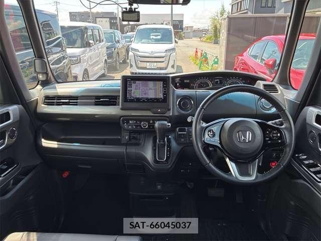 Honda N BOX CUSTOM 2022-04 8100757-4