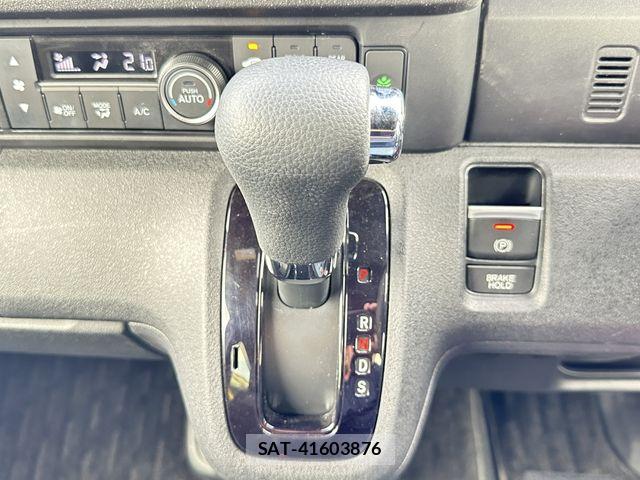 Honda N BOX CUSTOM 2024-01 8100760-19