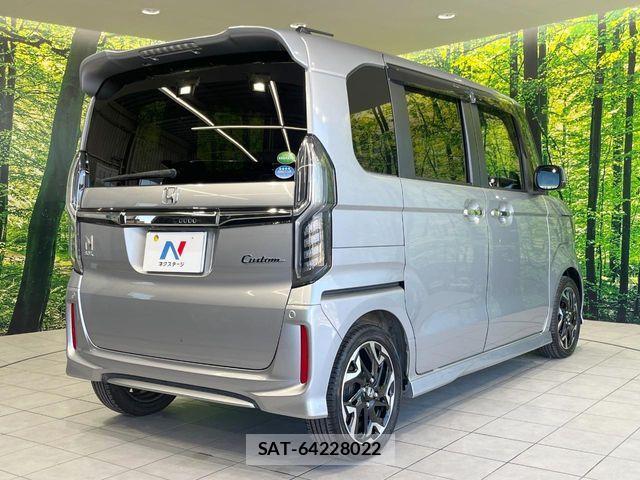 Honda N BOX CUSTOM 2018-01 8100764-16
