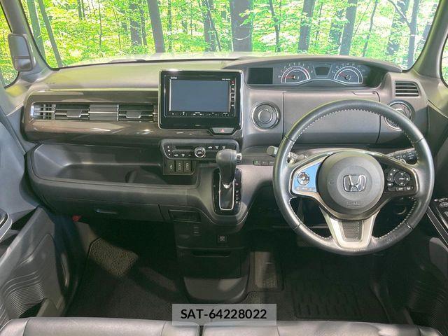 Honda N BOX CUSTOM 2018-01 8100764-1