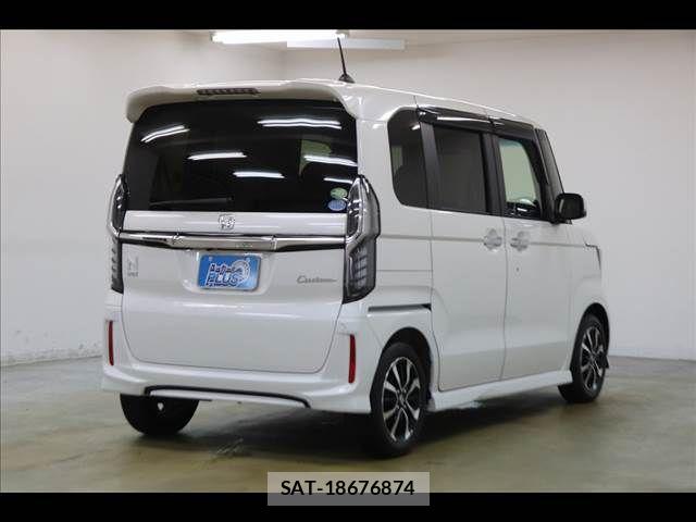 Honda N BOX CUSTOM 2020-09 8100773-18
