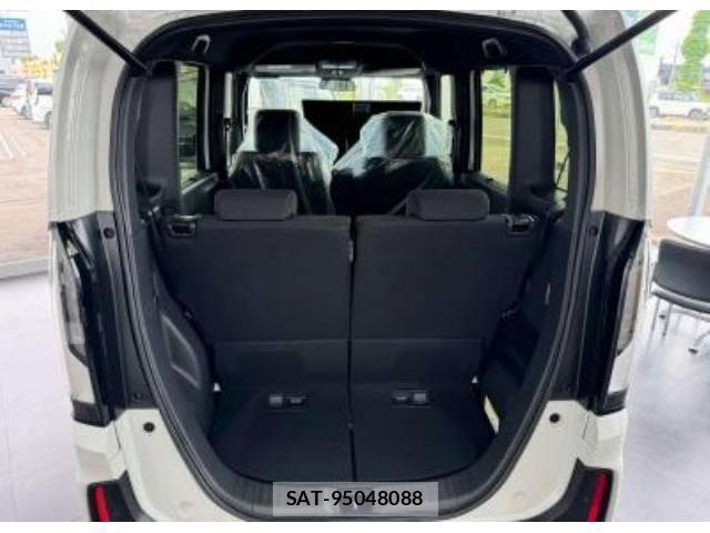 Honda N BOX CUSTOM 2024-02 8100745-5