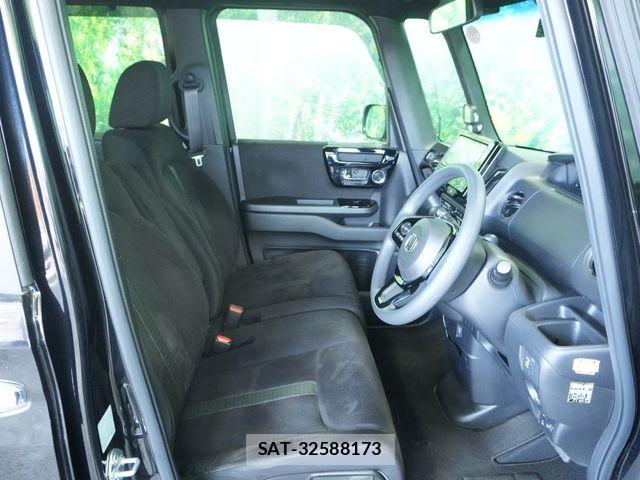 Honda N BOX CUSTOM 2021-03 8100763-24