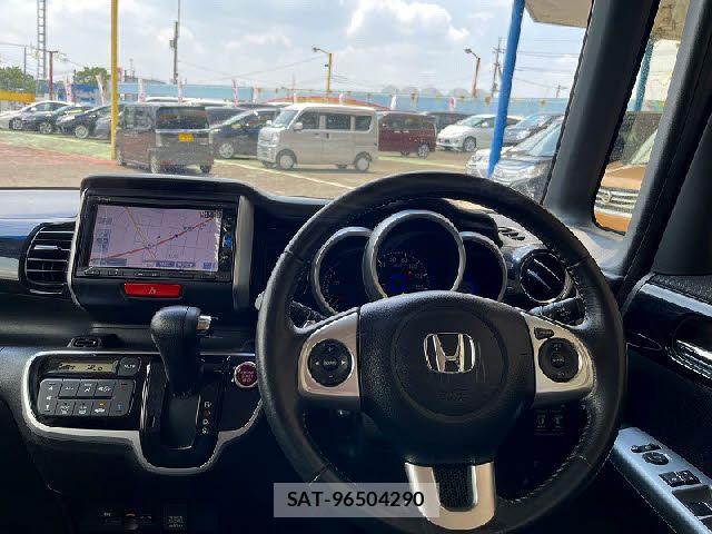 Honda N BOX CUSTOM 2016-02 8100781-1