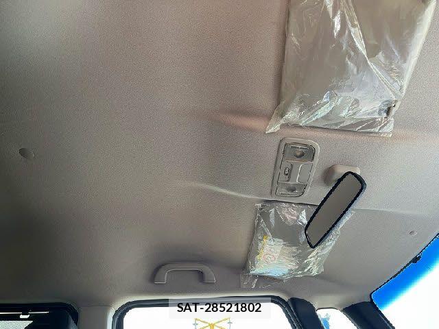 Honda N BOX CUSTOM 2017-02 8100783-19