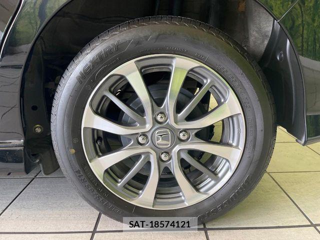 Honda N BOX CUSTOM 2022-03 8100756-12