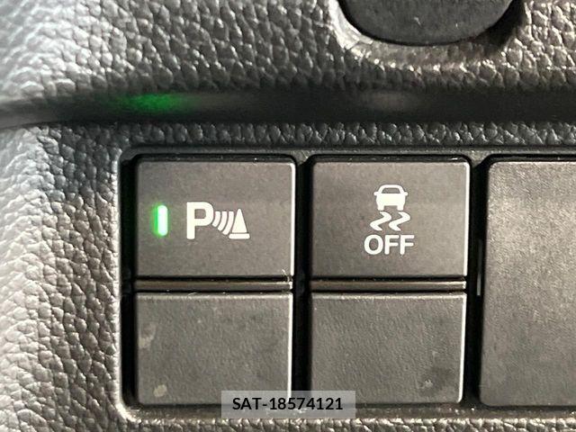 Honda N BOX CUSTOM 2022-03 8100756-5