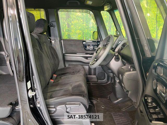 Honda N BOX CUSTOM 2022-03 8100756-7