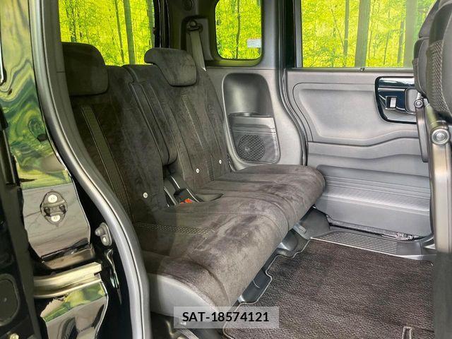 Honda N BOX CUSTOM 2022-03 8100756-8