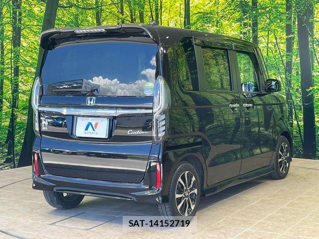 Honda N BOX CUSTOM 2017-09 8100776-17