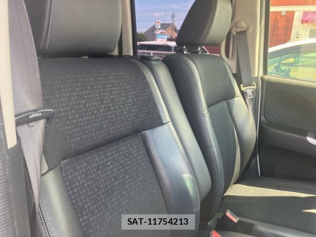 Honda N BOX CUSTOM 2015-09 8100796-8