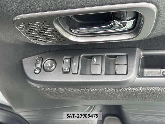 Honda N BOX CUSTOM 2026-05 8100738-13