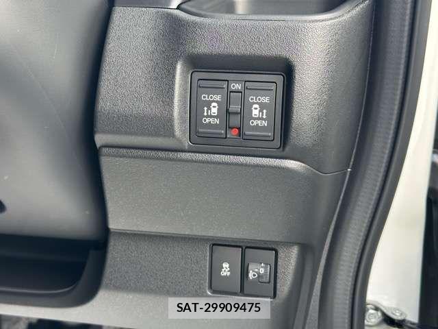 Honda N BOX CUSTOM 2026-05 8100738-14