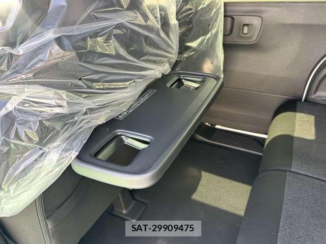 Honda N BOX CUSTOM 2026-05 8100738-5